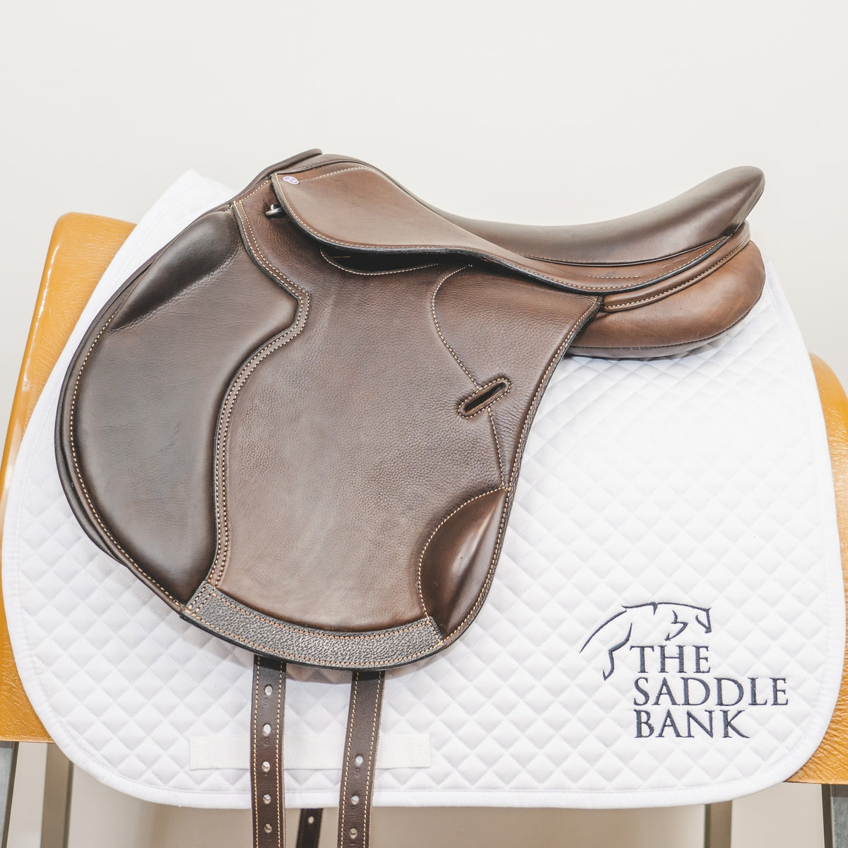 Wide-Tree Jumping Saddle for Warmbloods